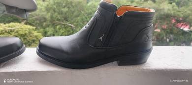 men black leather formal boots