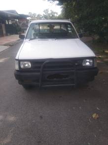Mazda B2200  in Sungai Petani, KDH