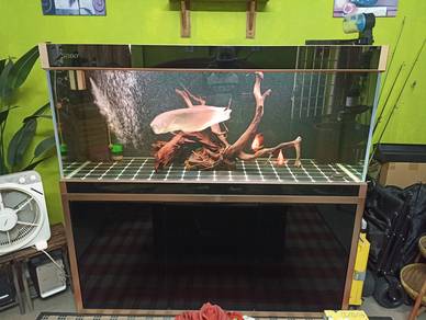 Aquarium SOBO 5x2x2 For Sale.