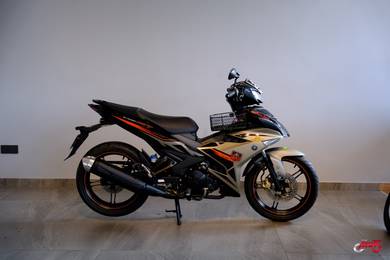 Yamaha Y15ZR