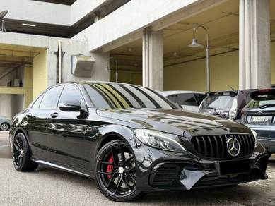Mercedes Benz C43 AMG 43 4MATIC in Seri Kembangan, SGR