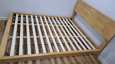 Solid Wooden Headboard Bed