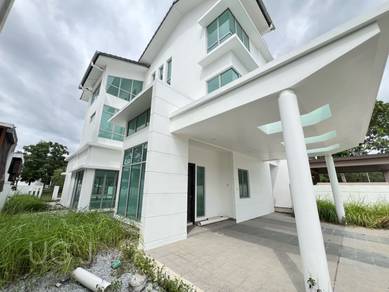 Bungalow House For Sale in Ambang Botanic,SGR