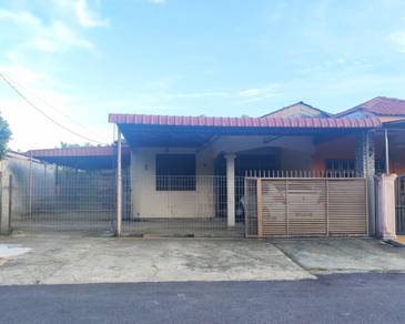 Semi-Detached House For Sale in Gurun,KDH