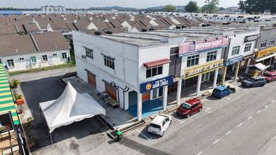 Shop lot For Sale in Lunas,KDH
