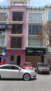 Office space For Sale in Setia Alam,SGR