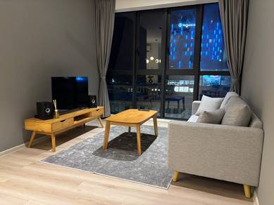 Condominium For Rent in Milano Eight