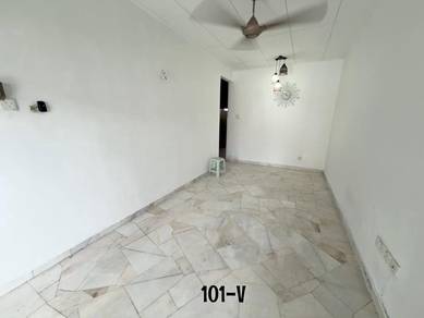 1-storey Terraced House For Sale in Bandar Bukit Raja,SGR
