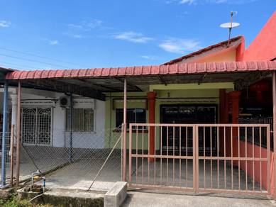 1-storey Terraced House For Sale in Telok Mas,MLK