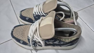nike sb dunk low travis scott