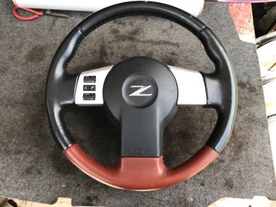 No 17-5-6 Fairlady Z33 350Z NFL Steering Wheel Jpn