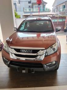 Isuzu MU-X 4x4 in Sitiawan, PRK