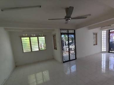 Semi-Detached House For Sale in Sungai Ara,PNG