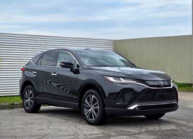 Toyota Harrier G in Perai, PNG