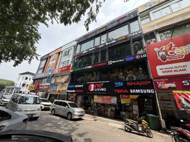 Shop lot For Sale in Shah Alam,SGR