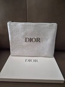 Dior beauty pouch