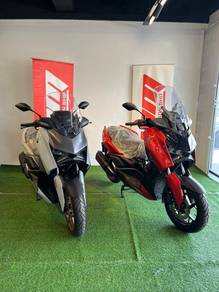 Yamaha XMAX