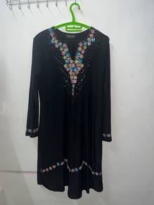 Baju Kurung First Lady bermanik