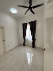 Semi-Detached House For Rent in Bandar Sri Sendayan,NSN