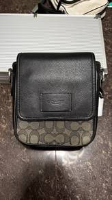 coach used sling bag men