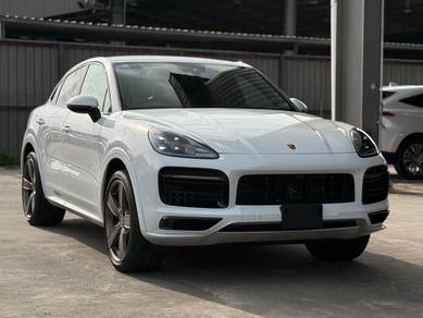 2023 Porsche Cayenne COUPE BASE