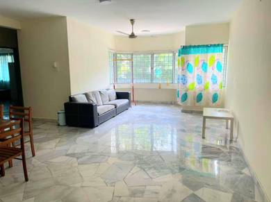 Condominium For Sale in De Tropicana