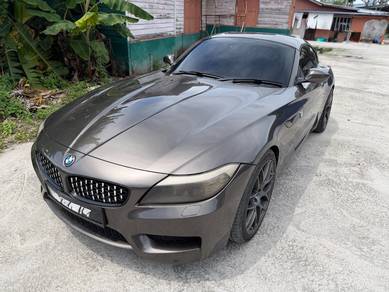 BMW Z4 sDrive23i (CBU) in Kajang, SGR