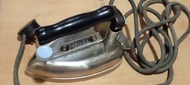 VINTAGE JUBILEE ELECTRIC IRON 1950s