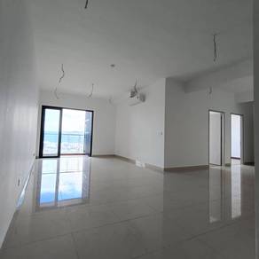 Condominium For Sale in Damansara Seresta