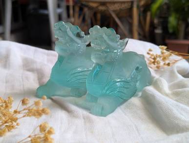 CHINESE CARVED ICE BLUE GLASS FU MANCHU TEMPLE DOg
