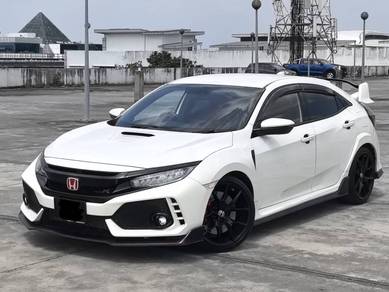Honda Civic Type R TYPE R in Bandar Puteri Puchong, SGR