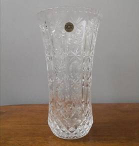 Pasu RCR Crystal vase