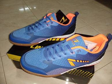 ITEM BARU_Kasut Sukan Futsal LINE 7 size 43
