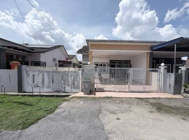 Semi-Detached House For Sale in Bahau,NSN