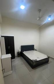 Townhouse Condo For Rent in The Maven