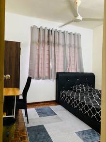 Room in Ampang, SGR