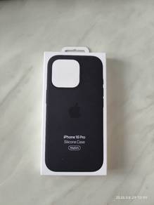 New Iphone 16 Pro Silicone Case - Magsafe - Black