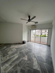 Apartment For Sale in Taman Bukit Kenangan