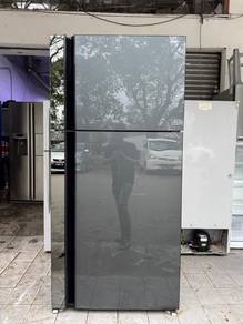 Inverter Hitachi Peti ais Fridge 550 L