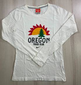 Nike Ladies’ Oregon Track Club White Tee #DC Used