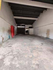Warehouse / Factory For Sale in Bukit Beruntung,SGR