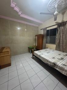 Room in Penampang, SBH