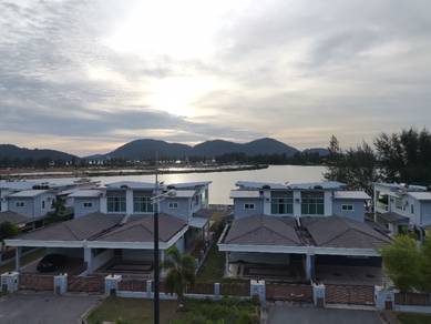3-storey Terraced House For Sale in Lumut,PRK