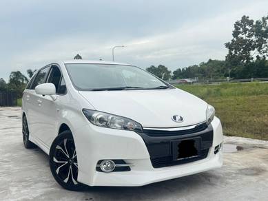 Toyota Wish S in Setia Tropika, JHR