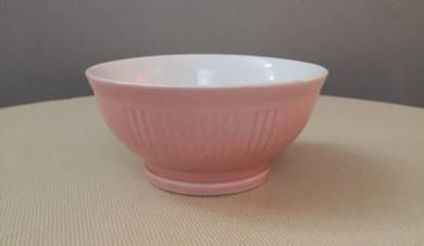Oriental pink soup bowl