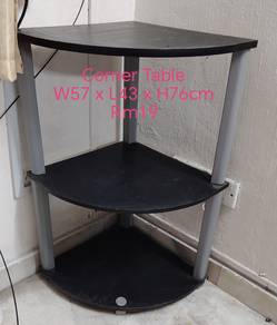 Corner Table 