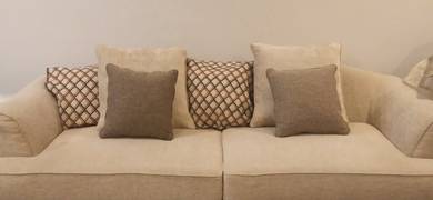 Premium Sofa Set for Sale – Excellent Condition