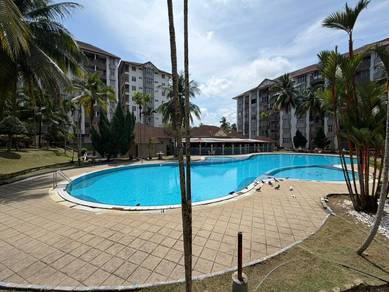 Apartment For Sale in Ocean View Resort