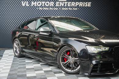 Audi S5 V6 TFSI QUATTRO in Desa Petaling, KUL
