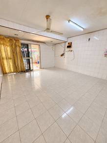 2-storey Terraced House For Sale in Banting,SGR